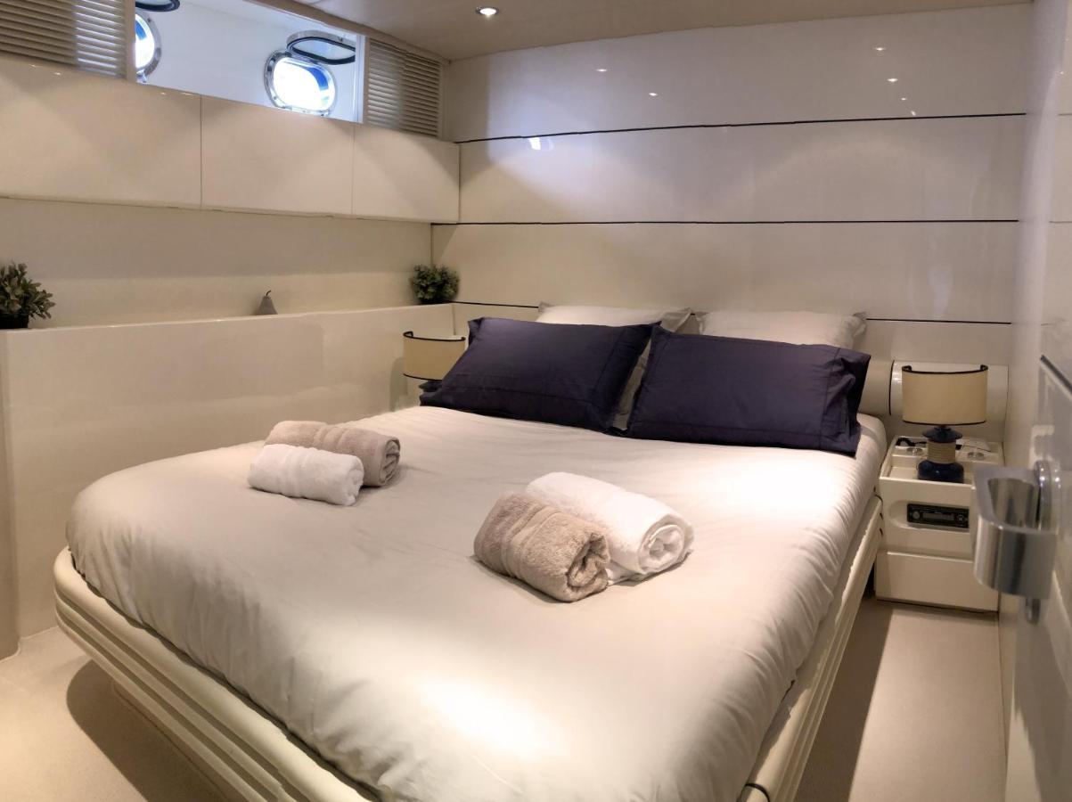 אמפוריבראבה Home Sweet Boat - Chambres D'Hotes מראה חיצוני תמונה